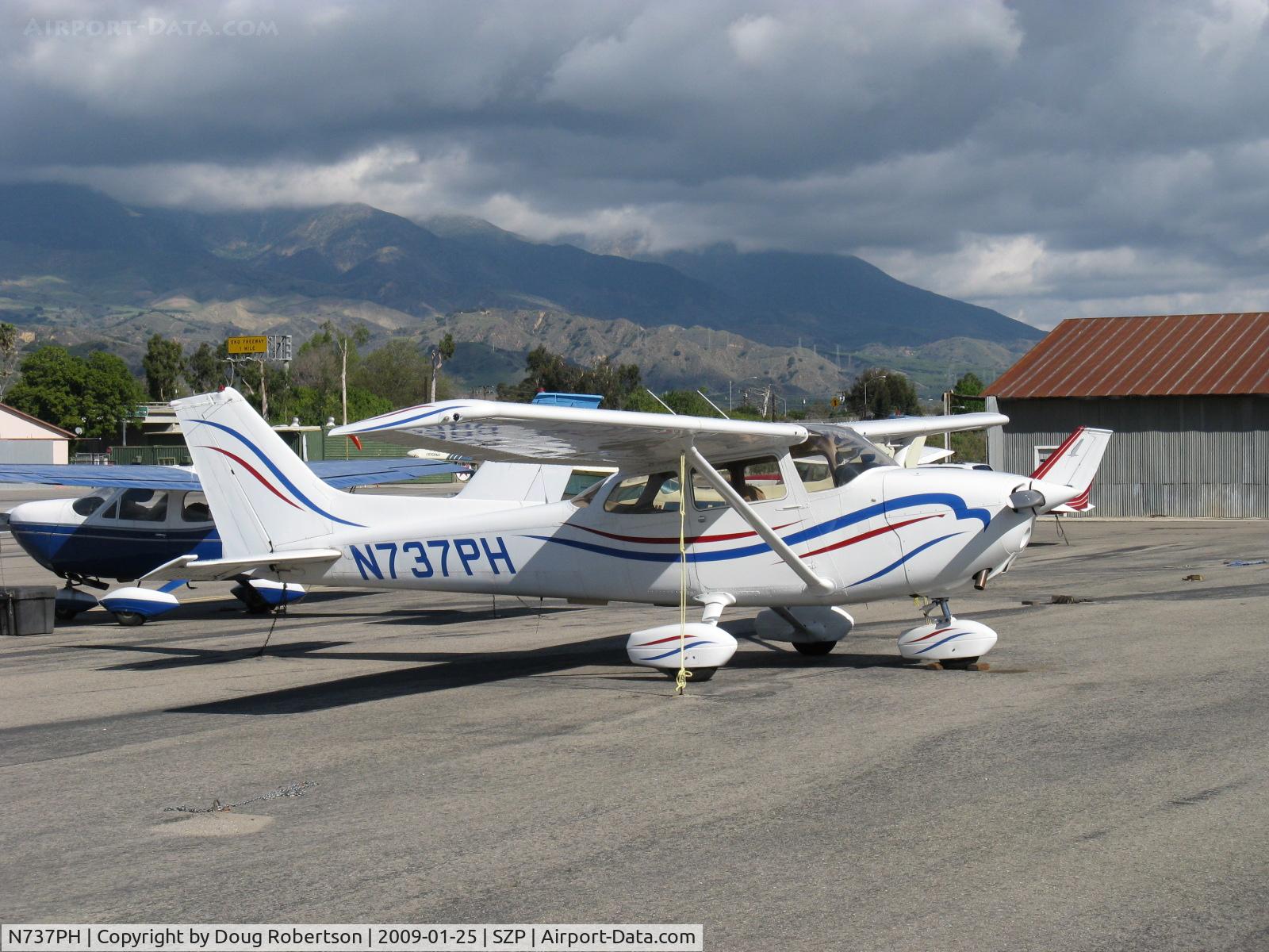 N737PH, 1977 Cessna 172N C/N 17269564, 1977 Cessna 172N, Lycoming O-320-H2AD 160 Hp