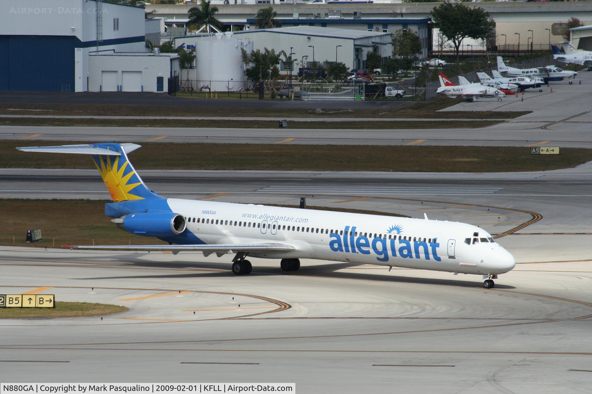 N880GA, 1991 McDonnell Douglas MD-83 (DC-9-83) C/N 49625, MD-88