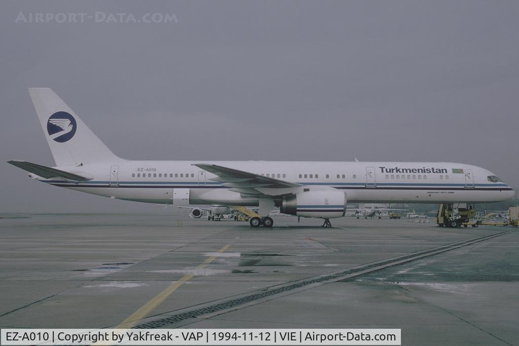 EZ-A010, 1991 Boeing 757-23A C/N 25345, Turkmenistan Boeing 757-200