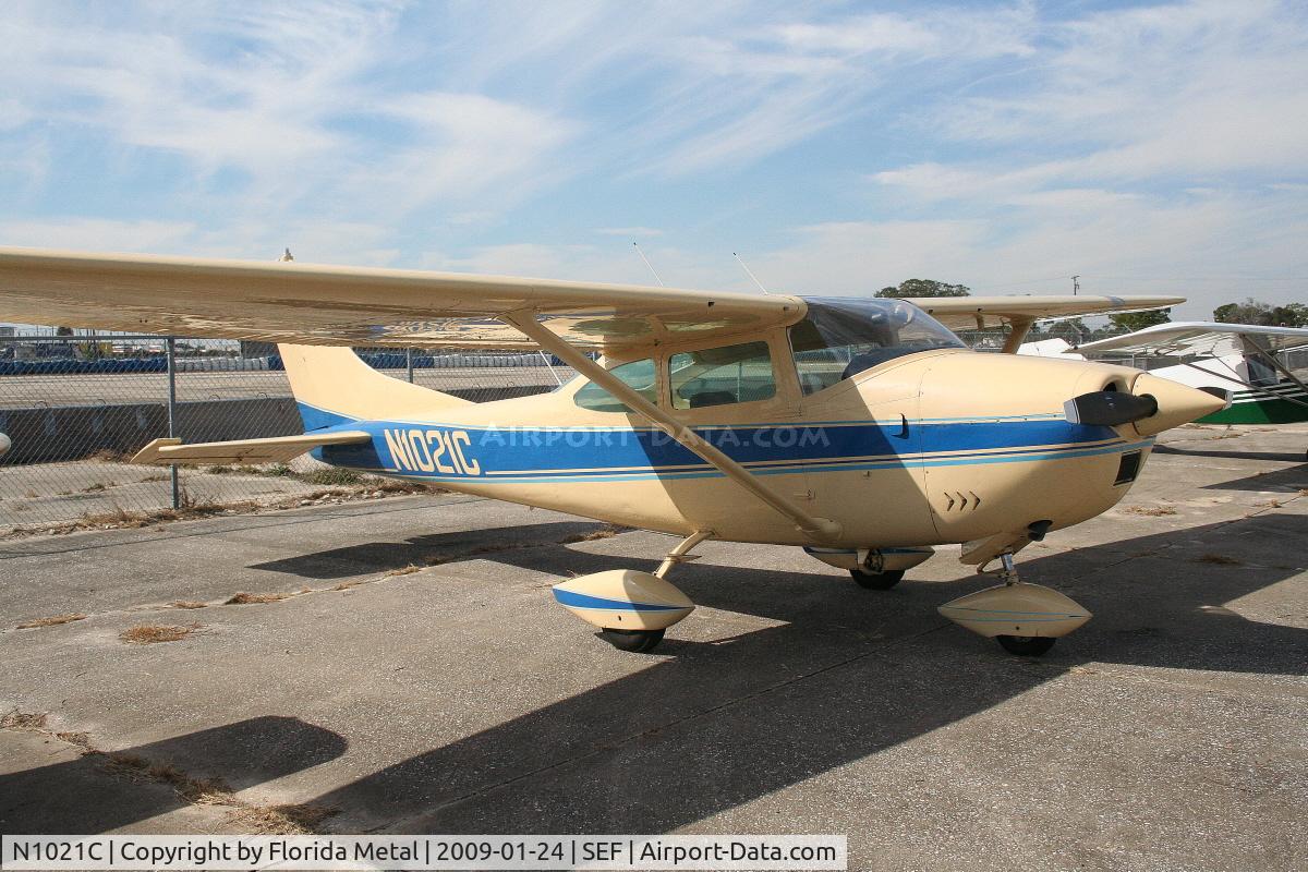 N1021C, 1966 Cessna 182J Skylane C/N 18257409, Cessna 182J built 1966