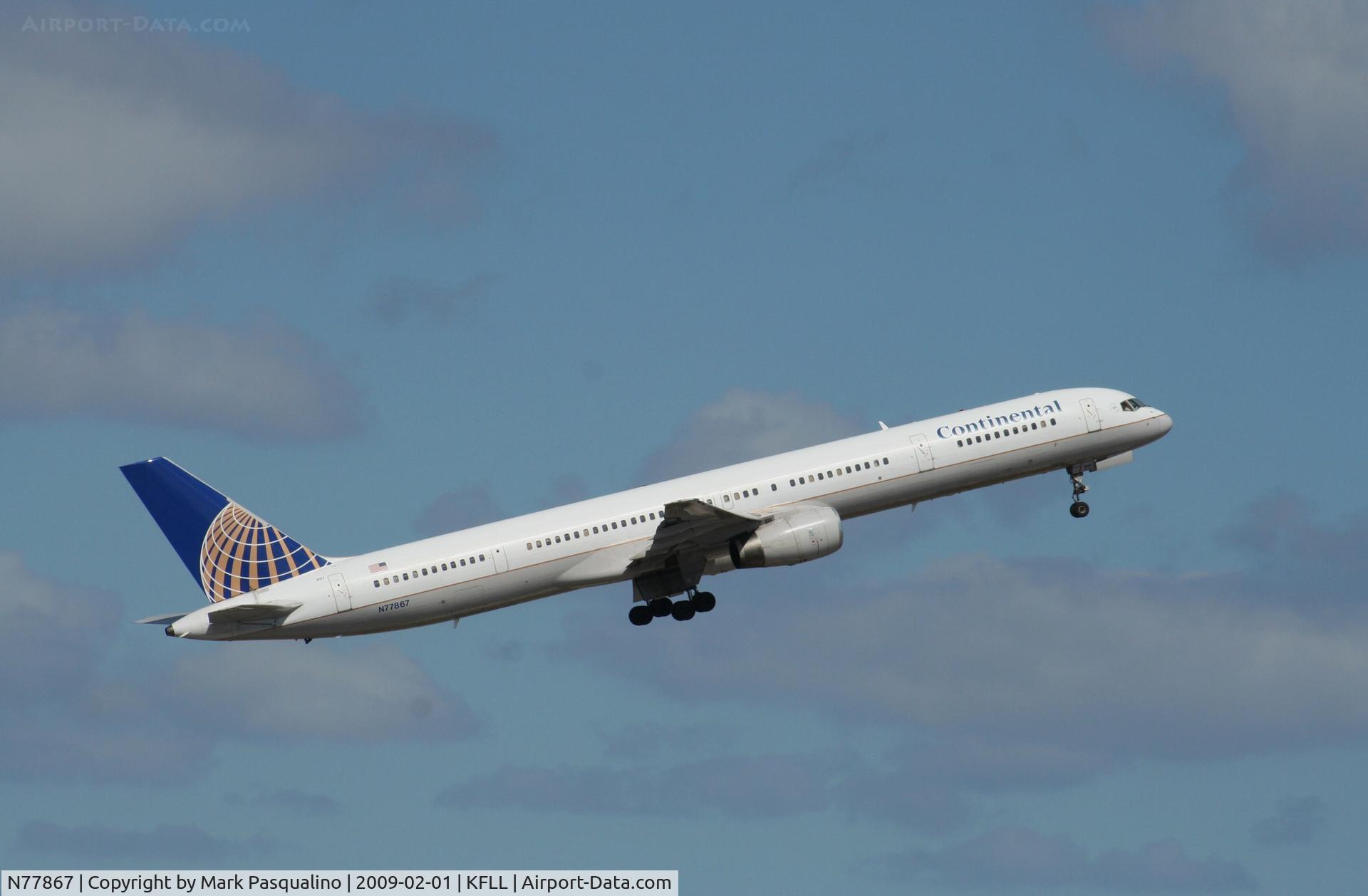 N77867, 2002 Boeing 757-33N C/N 32592, Boeing 757-300