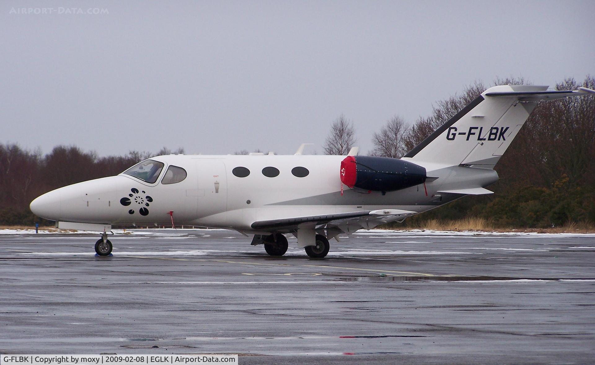G-FLBK, 2008 Cessna 510 Citation Mustang Citation Mustang C/N 510-0068, CESSNA 510 Resting at Blackbushe