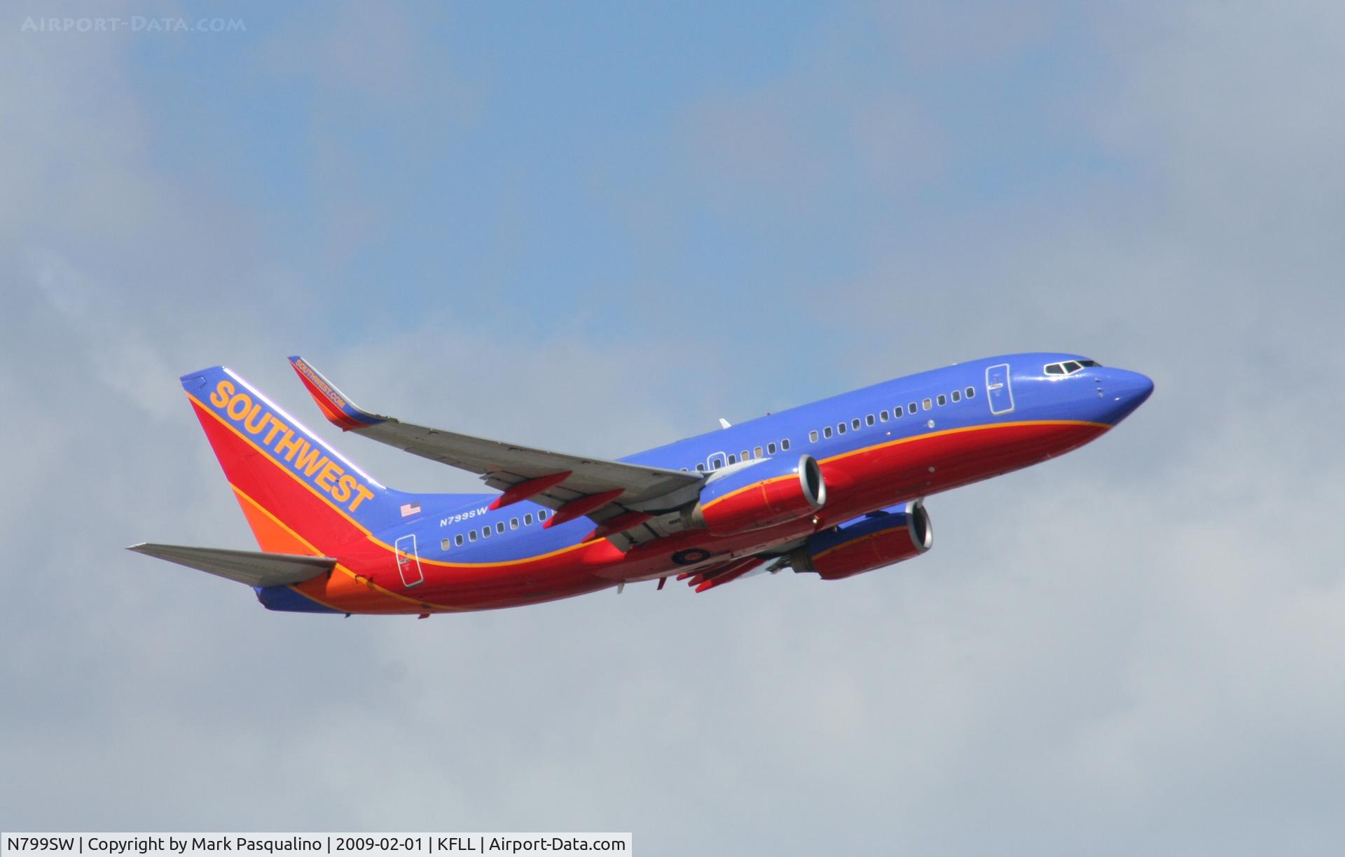 N799SW, 1998 Boeing 737-7Q8 C/N 28209, Boeing 737-700