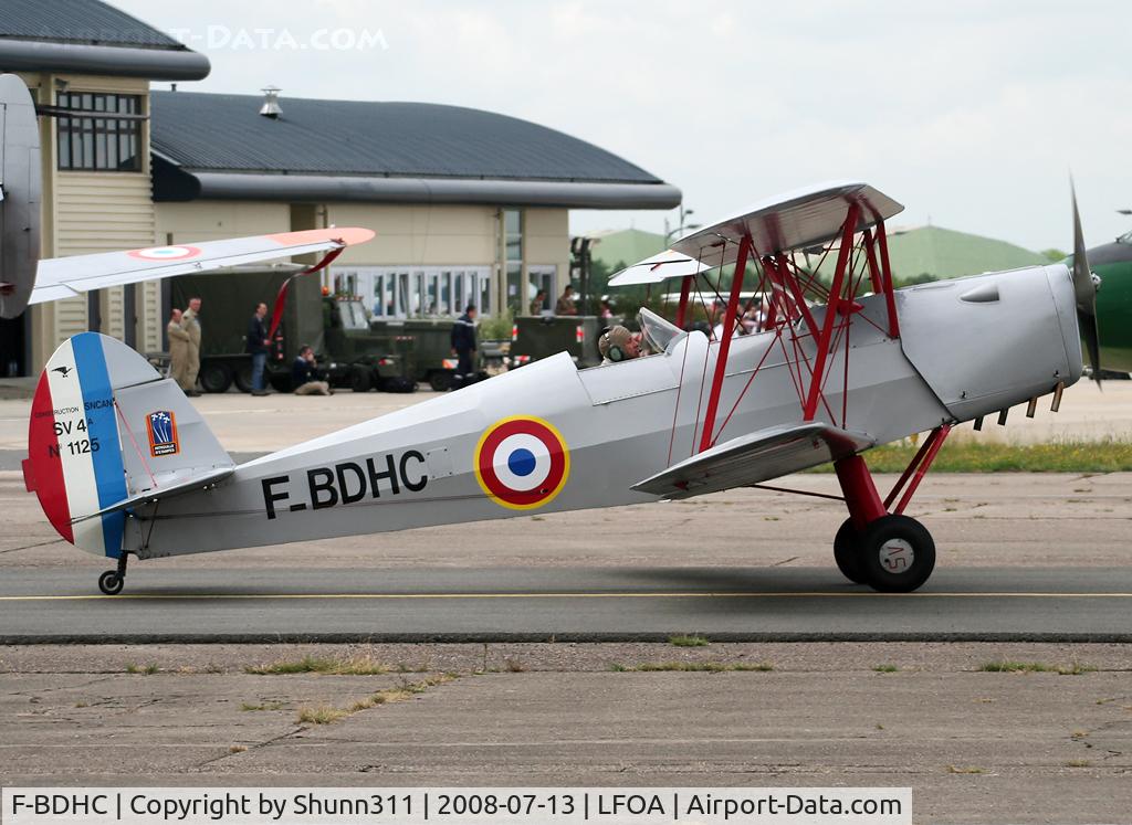 F-BDHC, Stampe-Vertongen SV-4A C/N 1125, Rolling for his show during LFOA Airshow 2008