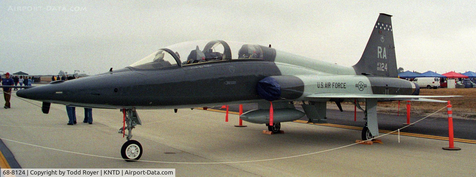 68-8124, 1968 Northrop T-38A Talon C/N T.6129, Point Mugu Airshow 2005