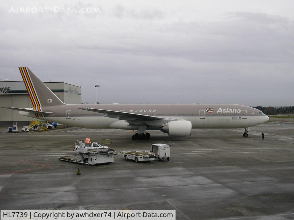 HL7739, Boeing 777-28E/ER C/N 29175, OZ's orginal 