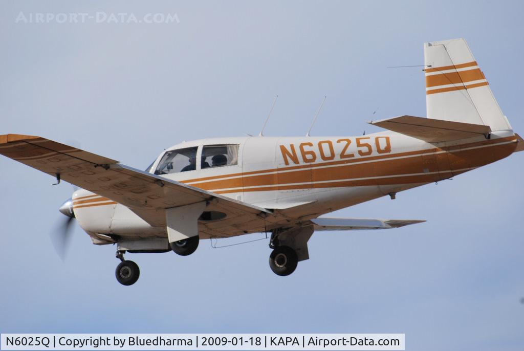 N6025Q, 1965 Mooney M20C Ranger C/N 3233, On final approach to 17L.