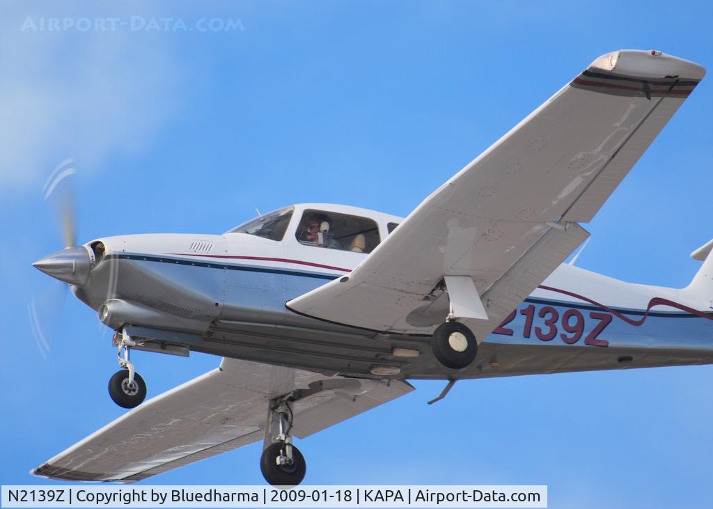 N2139Z, 1979 Piper PA-28RT-201T Arrow IV C/N 28R-7931160, On final approach to 17L.