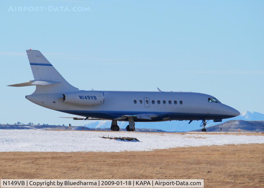 N149VB, 1997 Dassault Falcon 2000 C/N 53, Position and Hold for 17L.