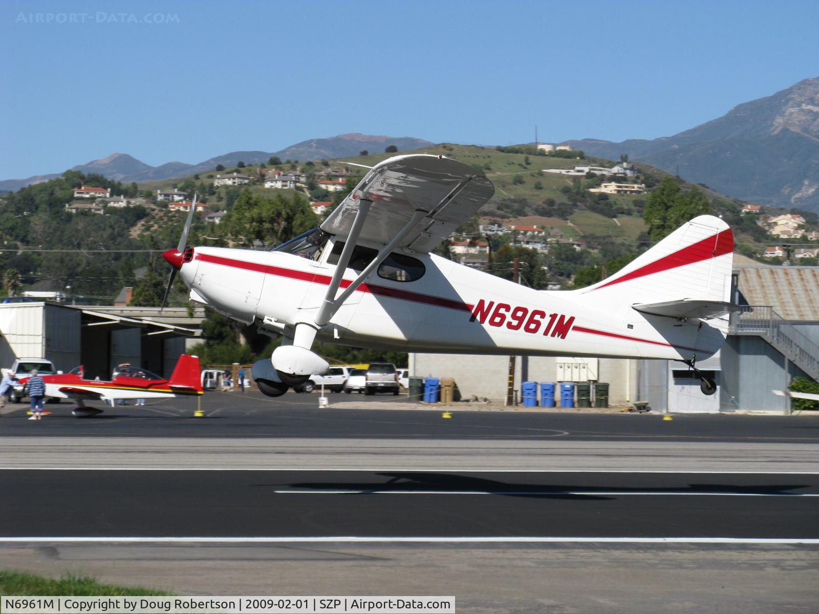 N6961M, 1949 Stinson 108-3 Voyager C/N 108-4961, 1949 Stinson 108-3 STATION WAGON, Franklin 6A4165 165 Hp, Micro vortex generators, takeoff climb Rwy 22
