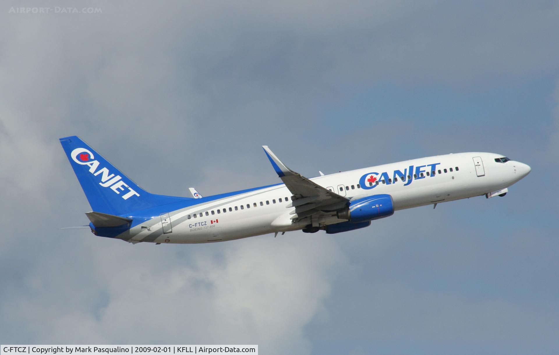 C-FTCZ, 2000 Boeing 737-8AS C/N 29923, Boeing 737-800