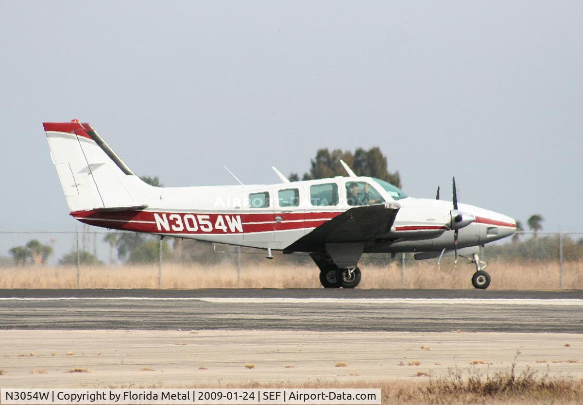 N3054W, 1973 Beech 58 Baron C/N TH-398, Beech 58 Baron