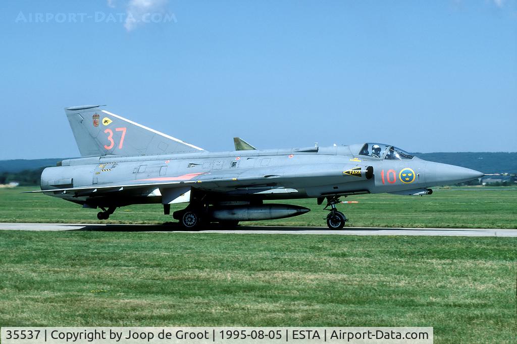 35537, 1968 Saab J-35J Draken C/N 35-537, The Angelholm open house offered the last opportunity to see the Swedish draken on their home base.