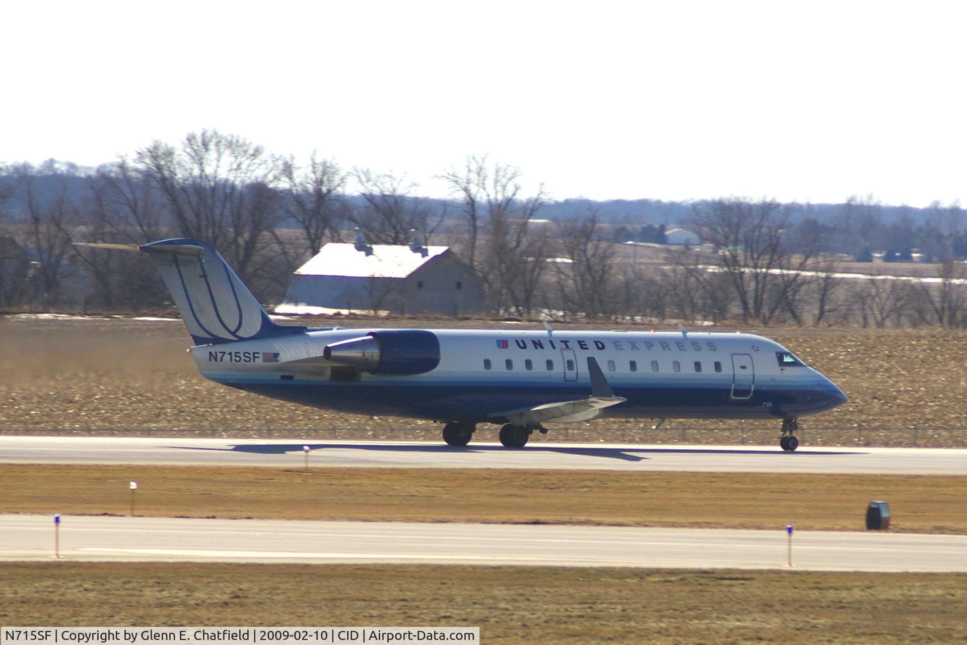 N715SF, 1996 Canadair CRJ-100LR (CL-600-2B19) C/N 7115, Take-off roll on Runway 27