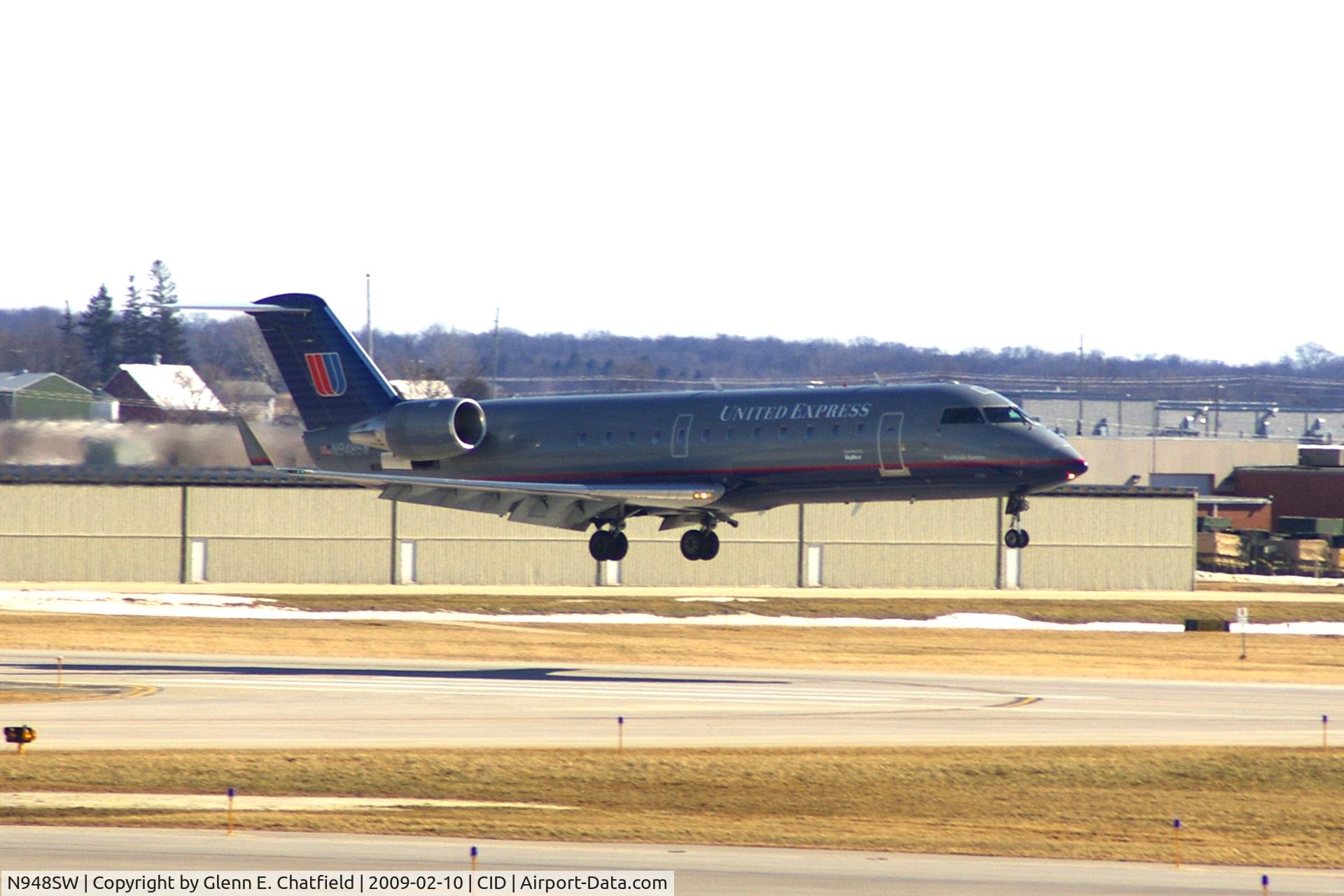 N948SW, 2003 Canadair CL-600-2B19 Regional Jet CRJ-200LR C/N 7789, About to land on Runway 27