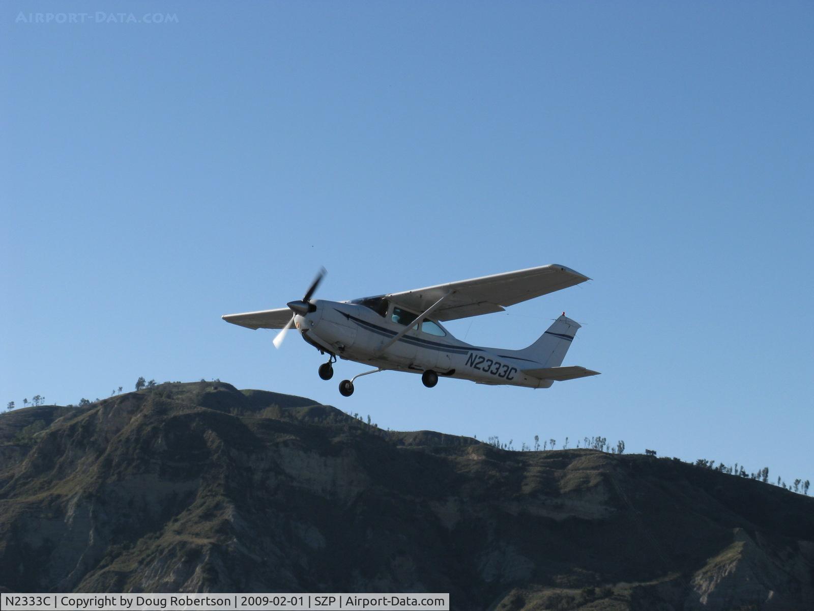N2333C, 1978 Cessna R182 Skylane RG C/N R18200152, 1978 Cessna R182RG SKYLANE, Lycoming O-540-L3C5D 235 Hp, 28 V. electrcal system, Takeoff climb Rwy 04