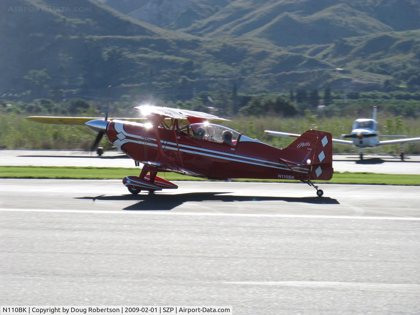 N110BK, 2007 Aviat Pitts S-2C Special C/N 6077, 2007 Aviat PITTS S-2C, Lycoming AEIO-540-D4A5 260 Hp, landing Rwy 04