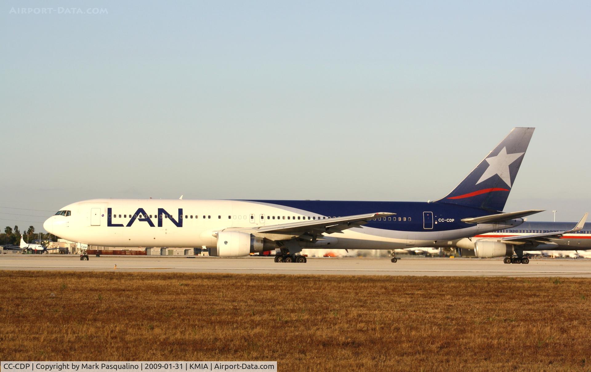 CC-CDP, 1996 Boeing 767-316/ER C/N 27597, Boeing 767-300