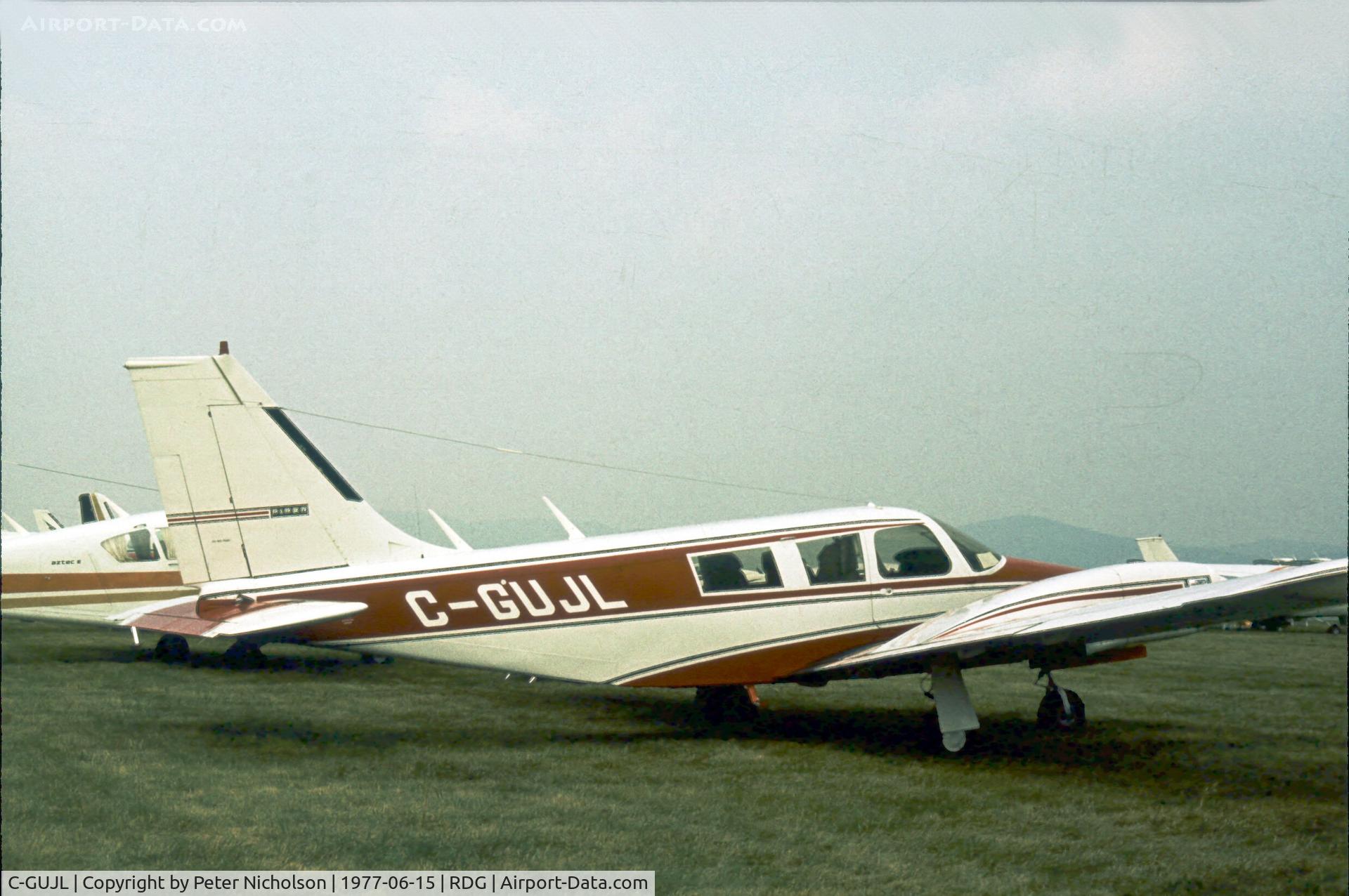 C-GUJL, Piper PA-34-200 C/N 34-7350090, In 1977 this Seneca attended the 1977 Reading Airshow.