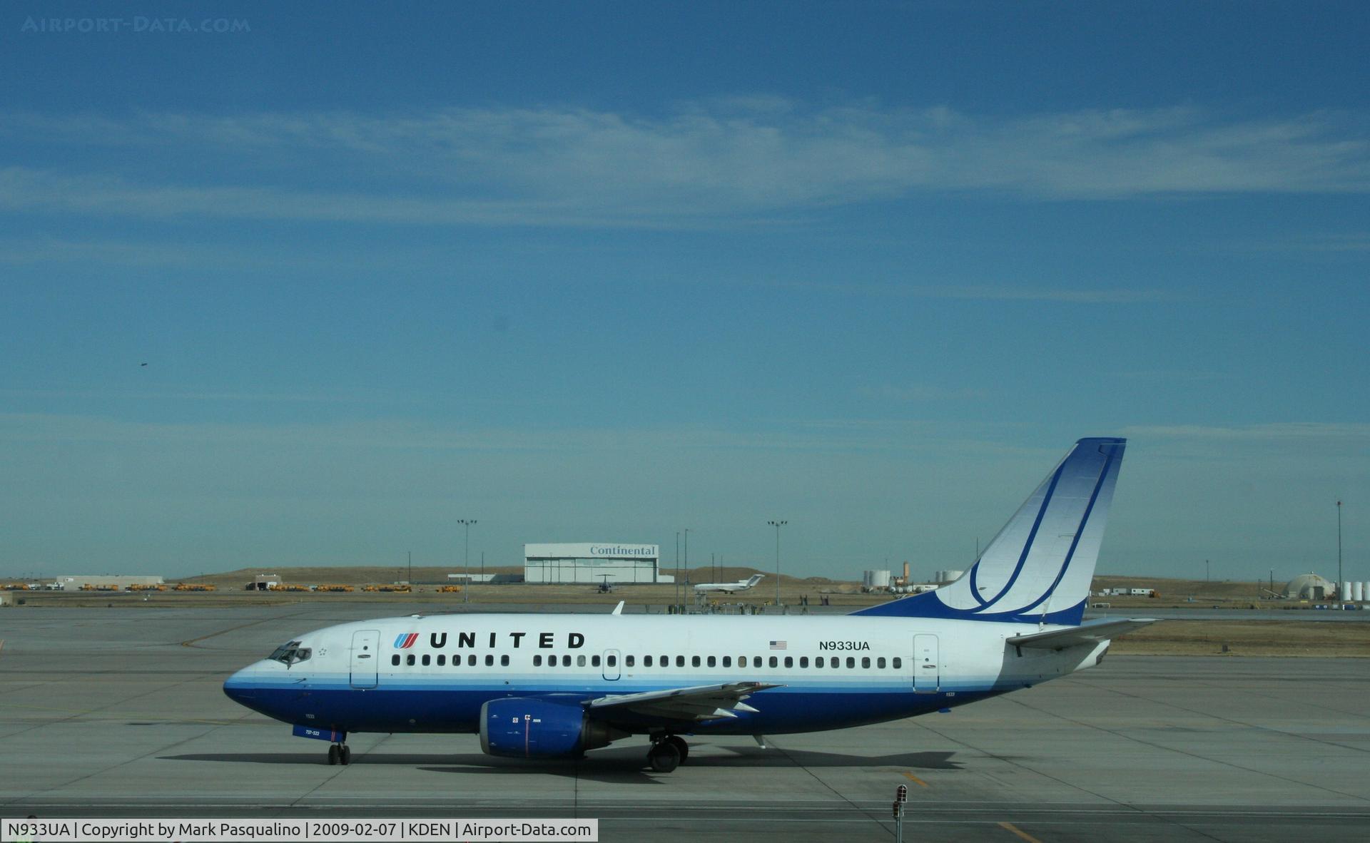 N933UA, 1992 Boeing 737-522 C/N 26659, Boeing 737-500