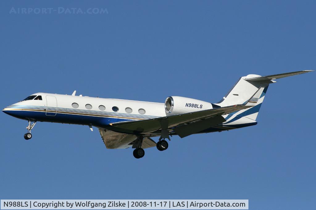 N988LS, 1996 Gulfstream Aerospace G-IV SP C/N 1290, visitor
