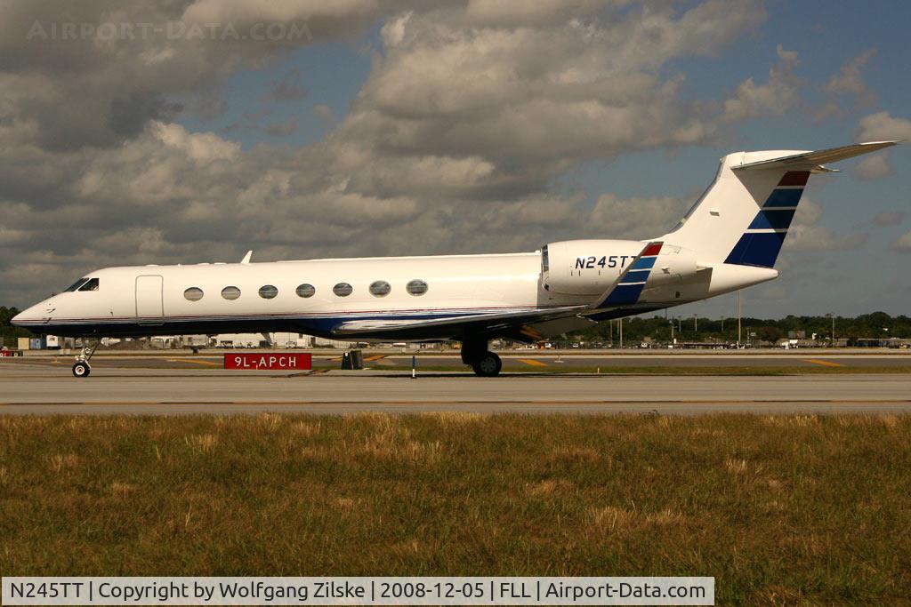 N245TT, 2003 Gulfstream Aerospace GV-SP (G550) C/N 5003, visitor