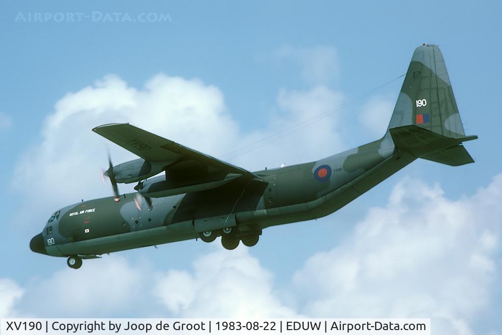 XV190, 1967 Lockheed C-130K Hercules C.3 C/N 382-4210, Not yet fitted with the now common refueling boom.