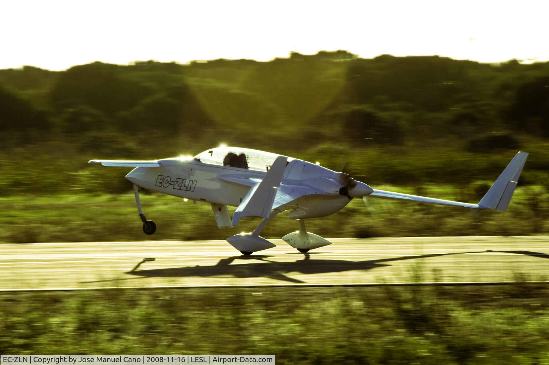 EC-ZLN, 1991 Rutan Varieze C/N 03045/1828, Landing on San Luis