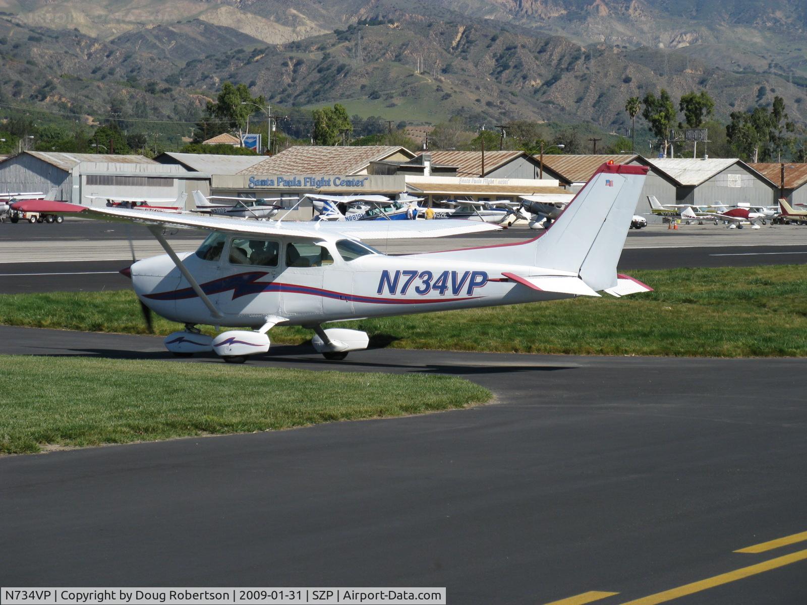 N734VP, 1977 Cessna 172N C/N 17269151, 1977 Cessna 172N, Lycoming O-320-H2AD 160 Hp, taxi