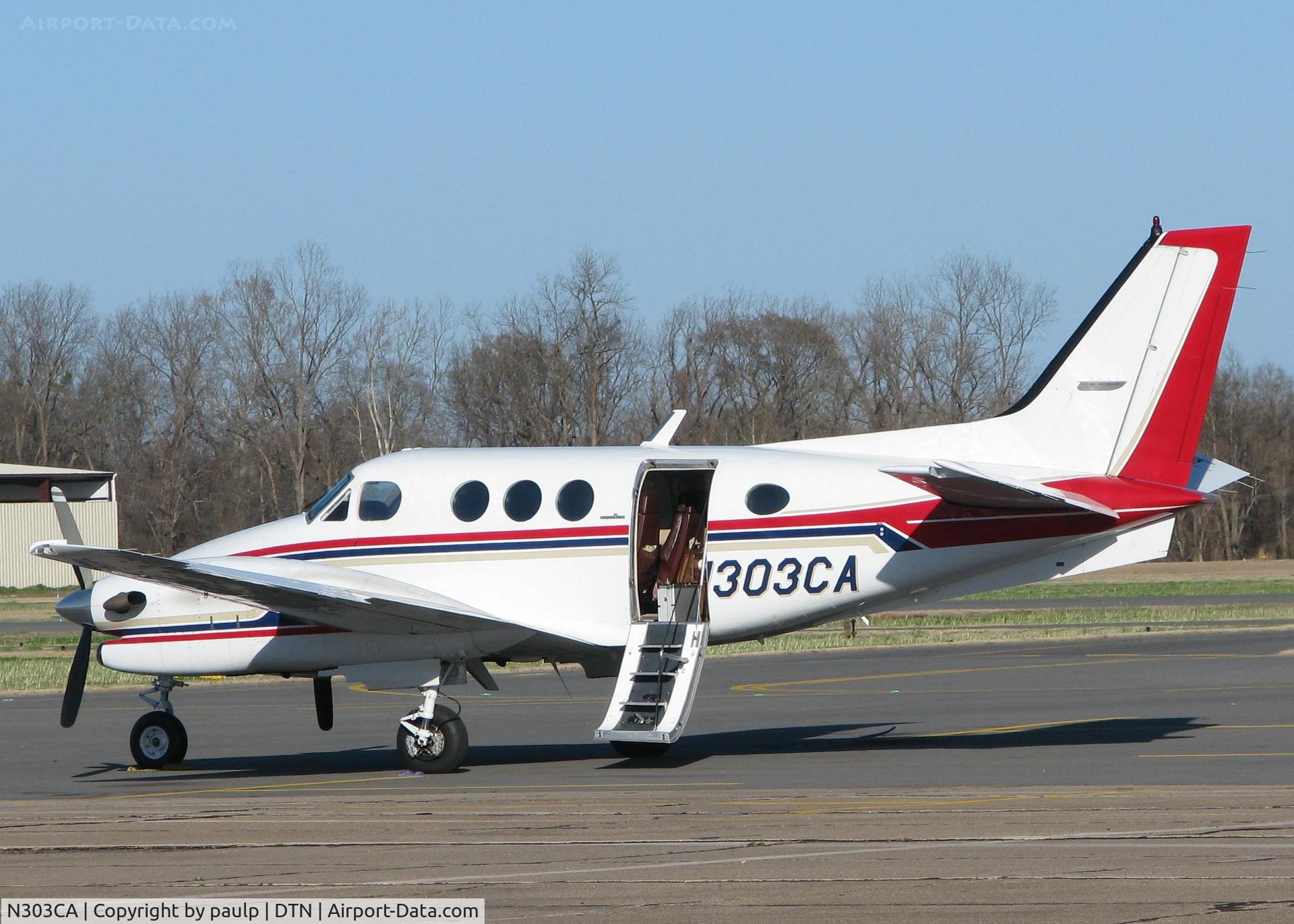 N303CA, 1986 Beech C90A King Air C/N LJ1134, Parked at the Downtown Shreveport airport.