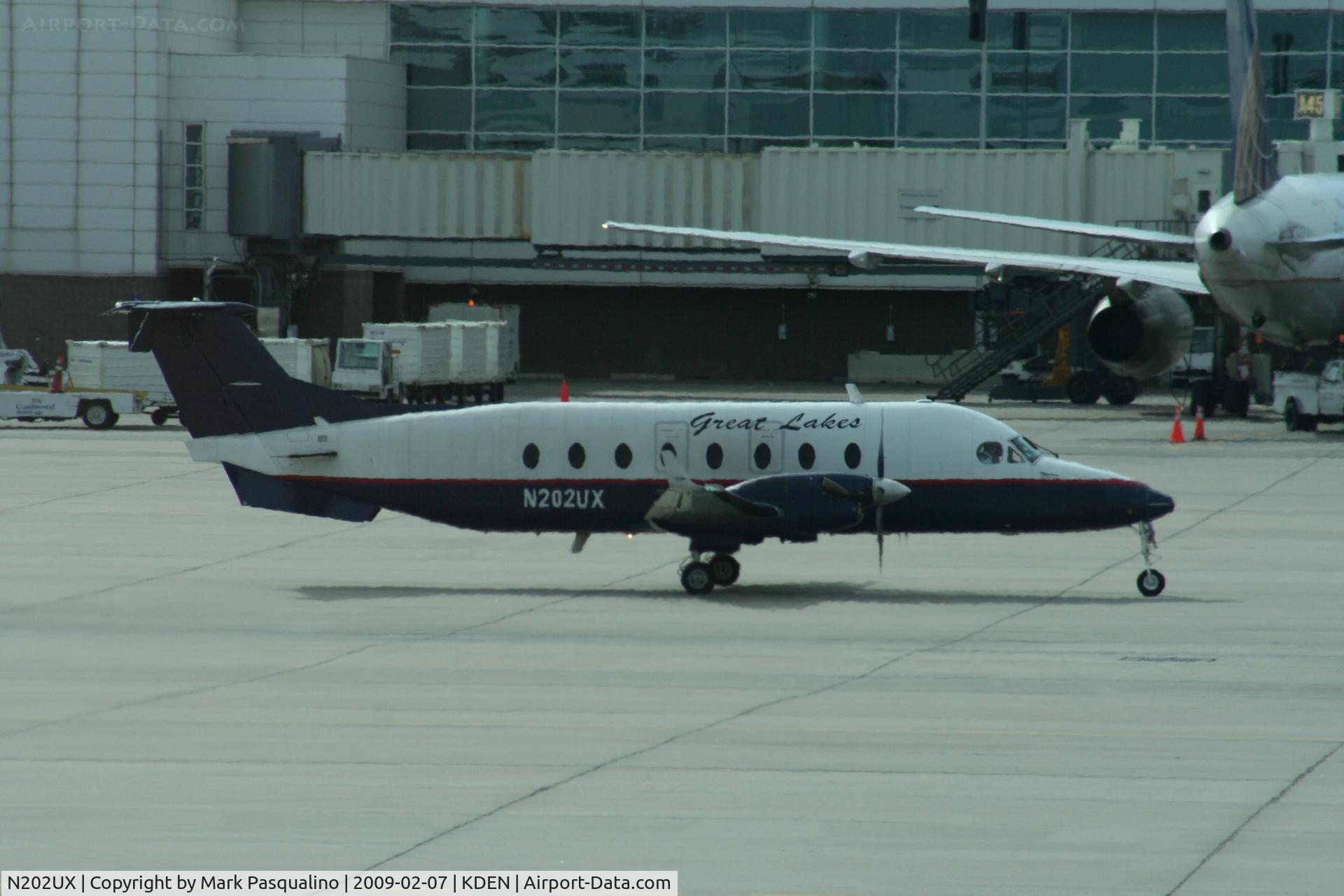 N202UX, 1996 Beech 1900D C/N UE-202, Beech 1900D