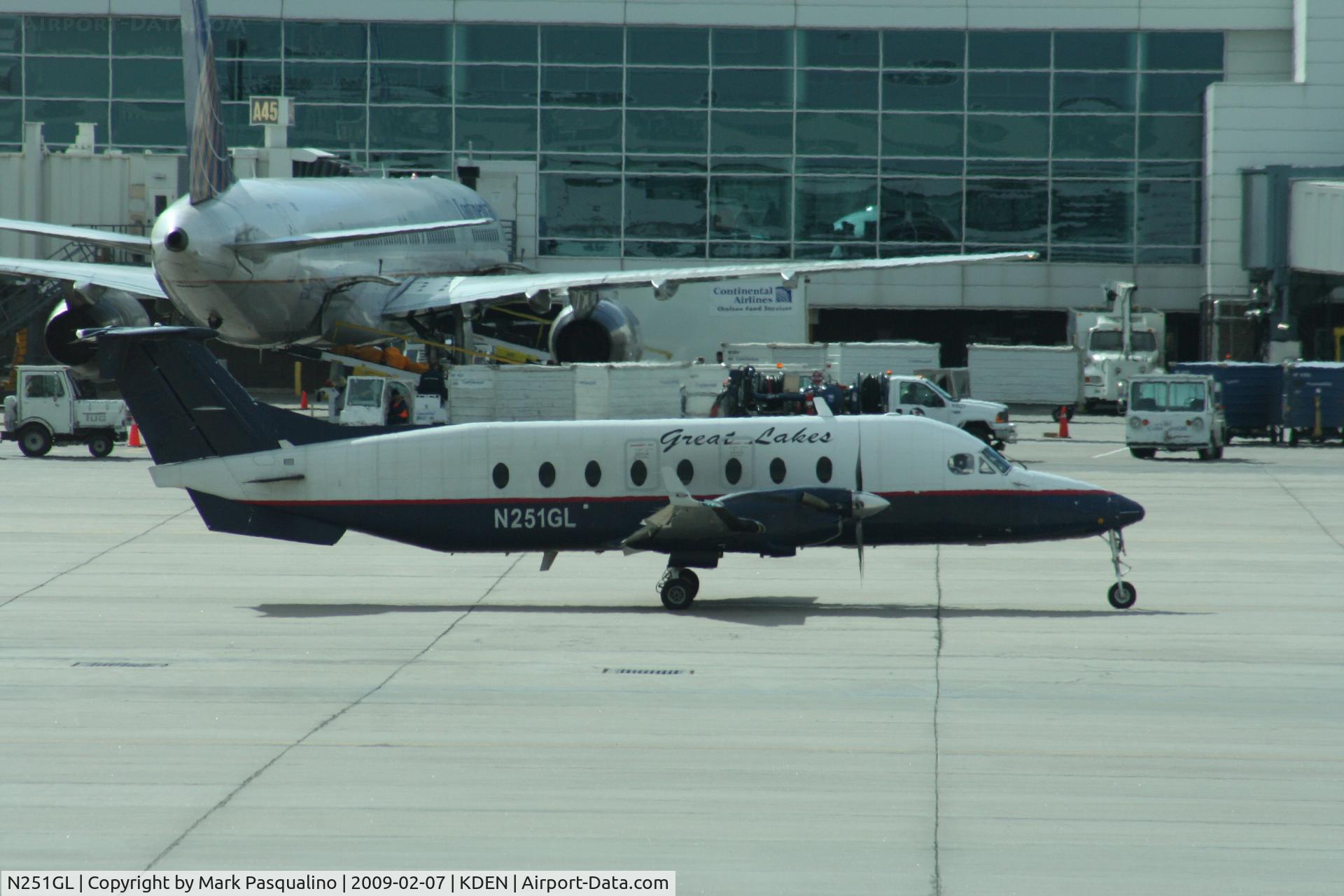 N251GL, 1996 Raytheon Aircraft Company 1900D C/N UE-251, Beech 1900D