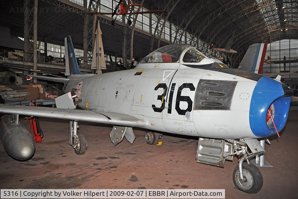 5316, 1952 North American F-86F Sabre C/N 191-938, Museum Brussels