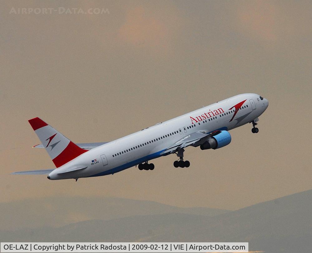 OE-LAZ, 1999 Boeing 767-3Z9 C/N 30331, Taking off from RWY 29 in VIE bound for JFK - probably one of the first pictures of that plane in OS-livery; mind the 