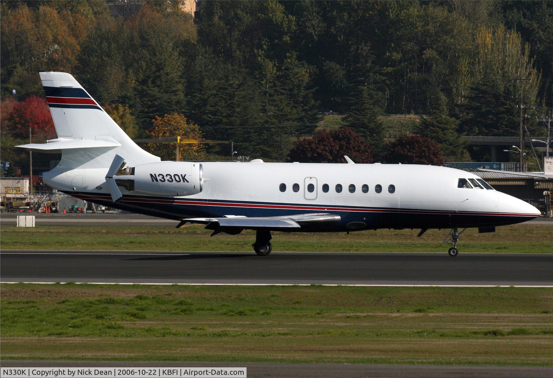 N330K, 2002 Dassault Falcon 2000 C/N 189, KBFI (Ford Motor Co)