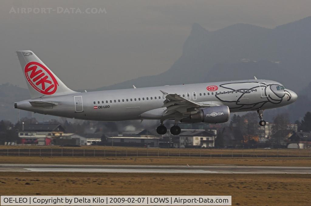 OE-LEO, 2006 Airbus A320-214 C/N 2668, flyNIKI