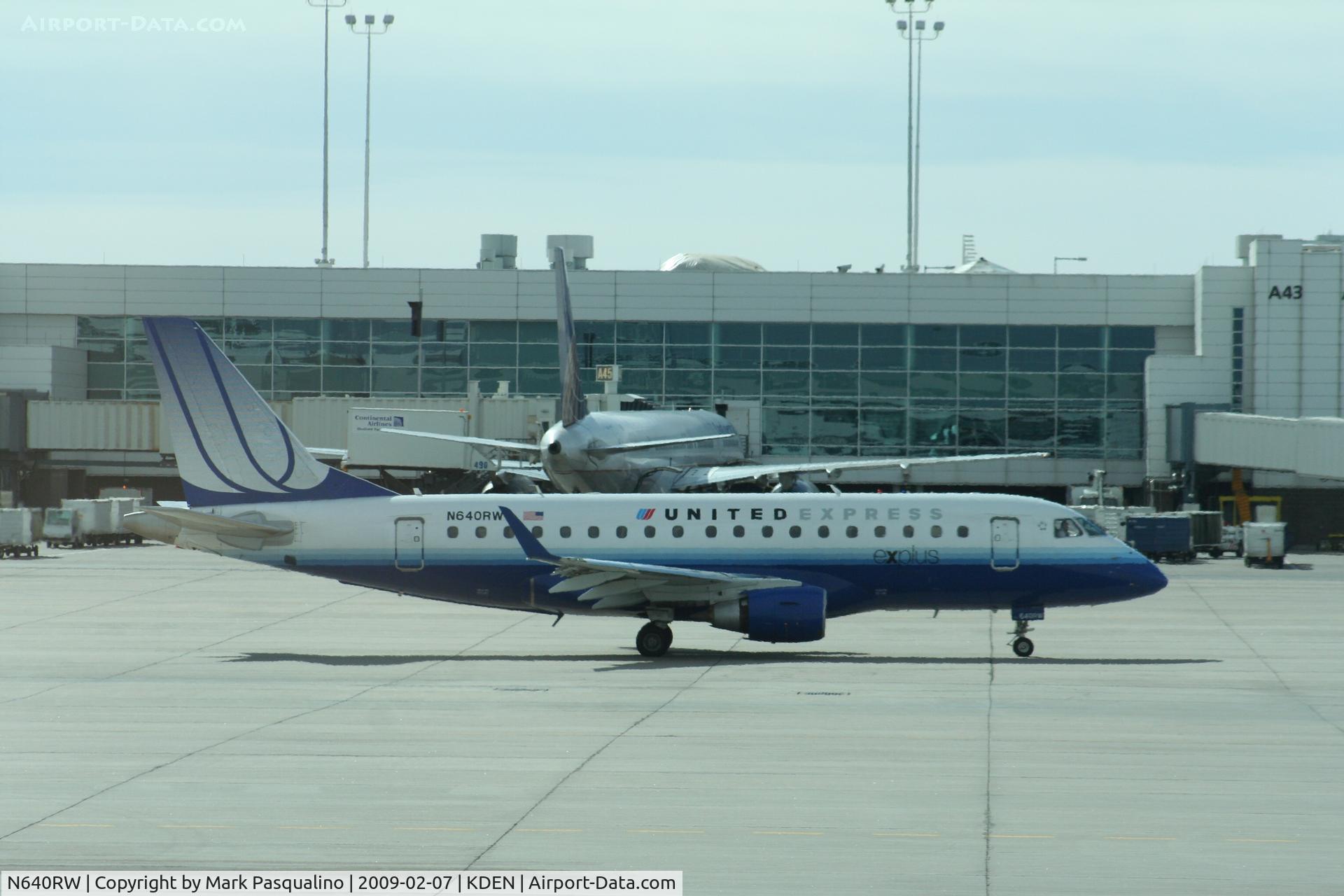 N640RW, 2004 Embraer 170SE (ERJ-170-100SE) C/N 17000058, ERJ 170-100 SE