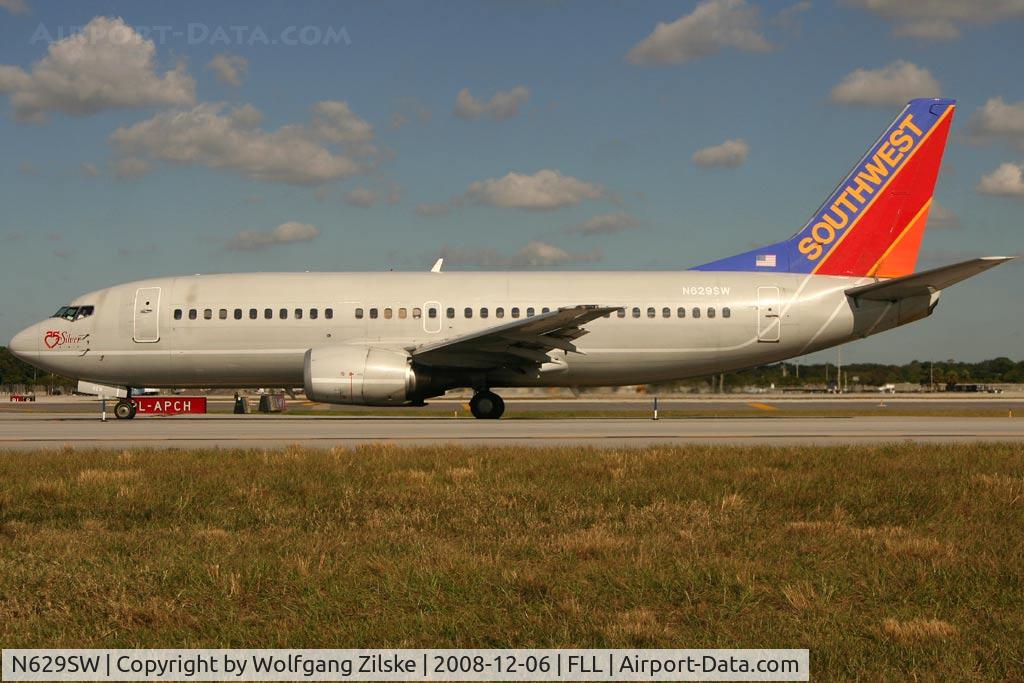 N629SW, 1996 Boeing 737-3H4 C/N 27704, visitor