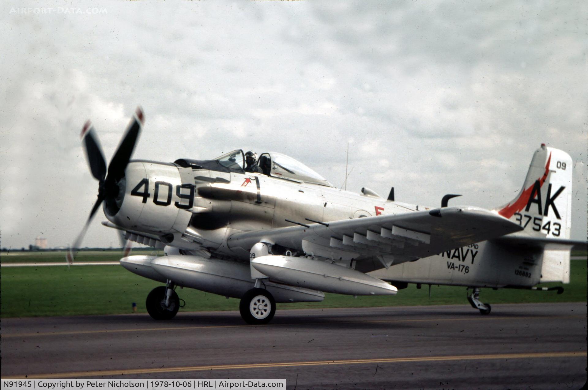 N91945, 1952 Douglas AD4-DW C/N 126882-SF85, A-1D Skyraider Bu.126882 at the Confederate Air Force 1978 Airshow.