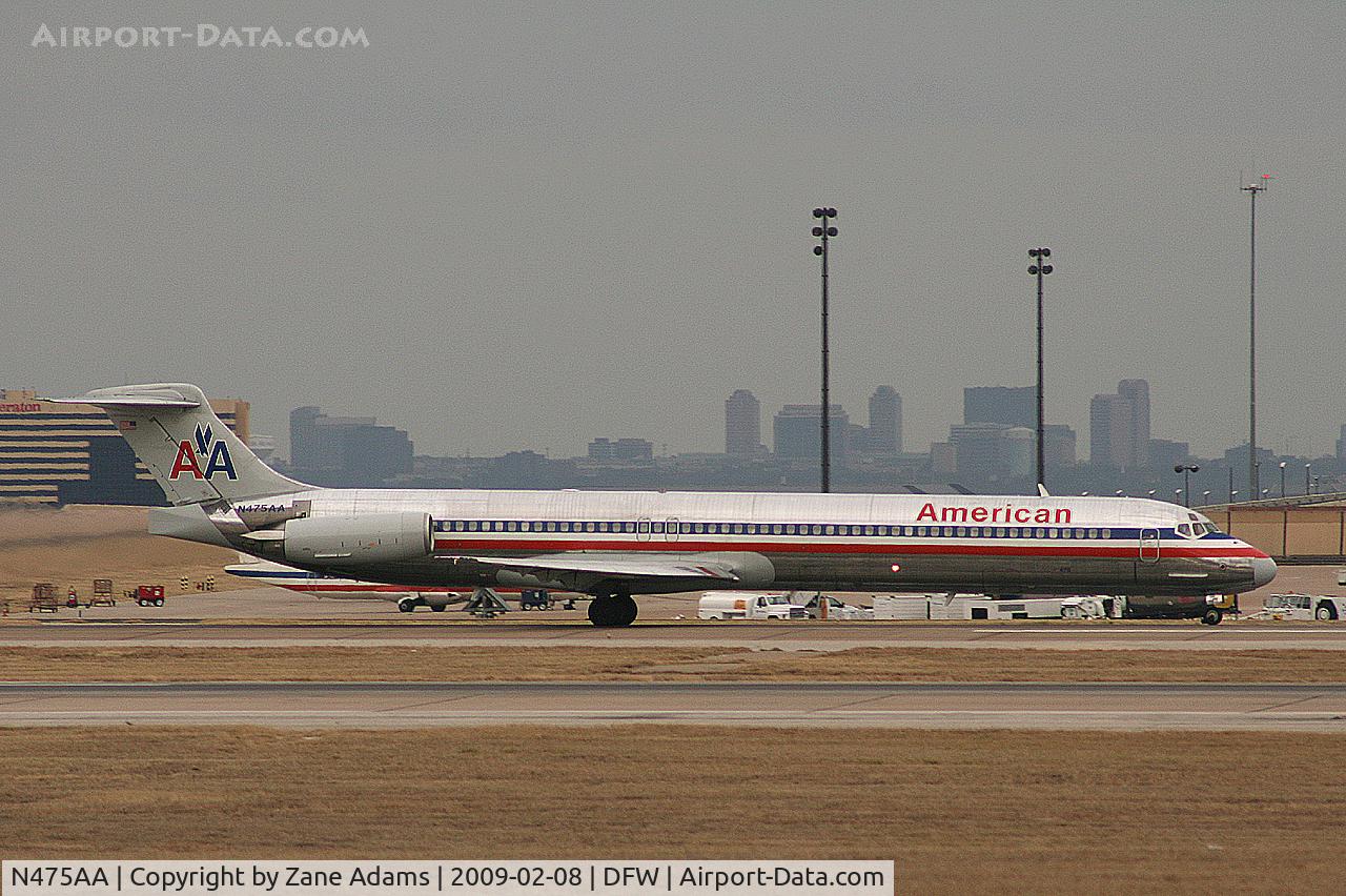 N475AA, 1988 McDonnell Douglas MD-82 (DC-9-82) C/N 49650, American Airlines MD-80 at DFW