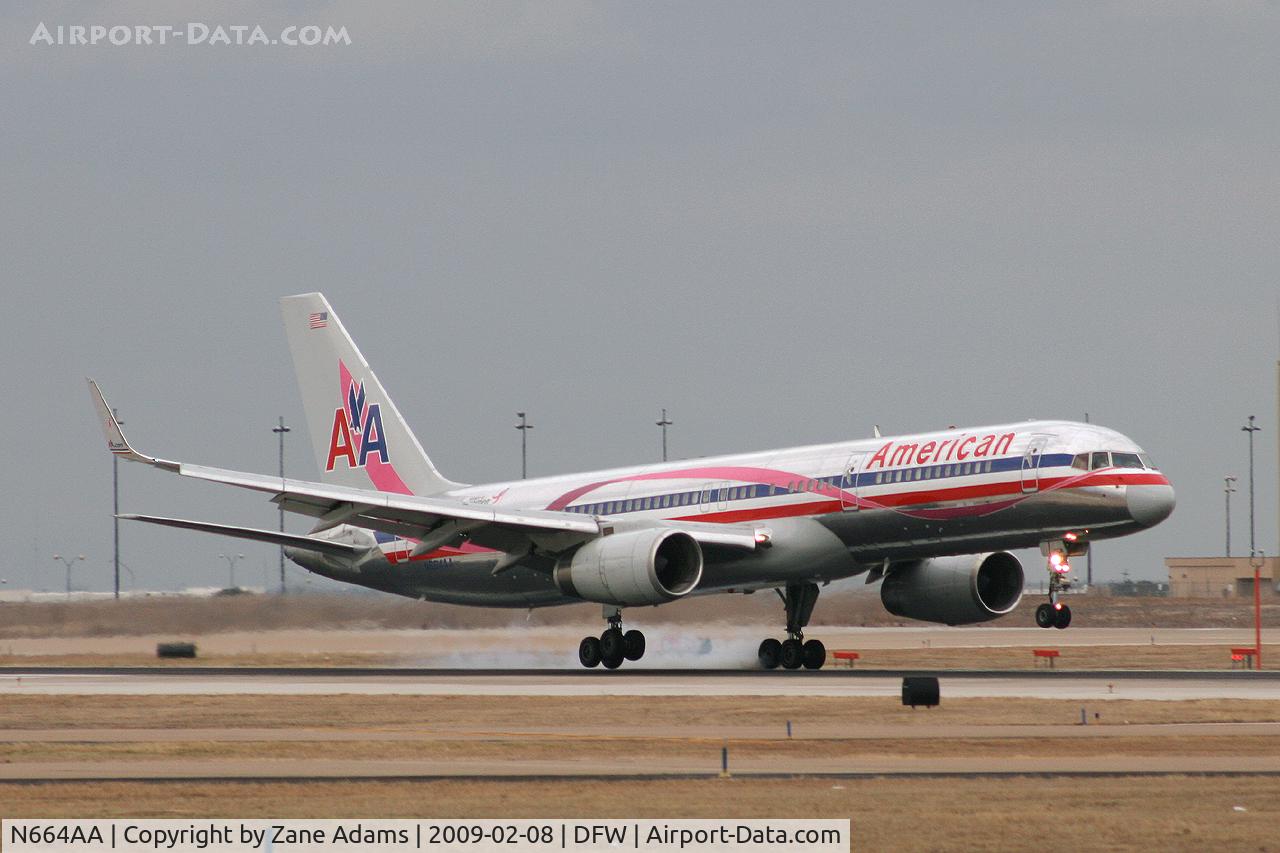 N664AA, 1992 Boeing 757-223 C/N 25298, American Airlines 757 at DFW - Susan G Komen Race for the Cure Special Paint