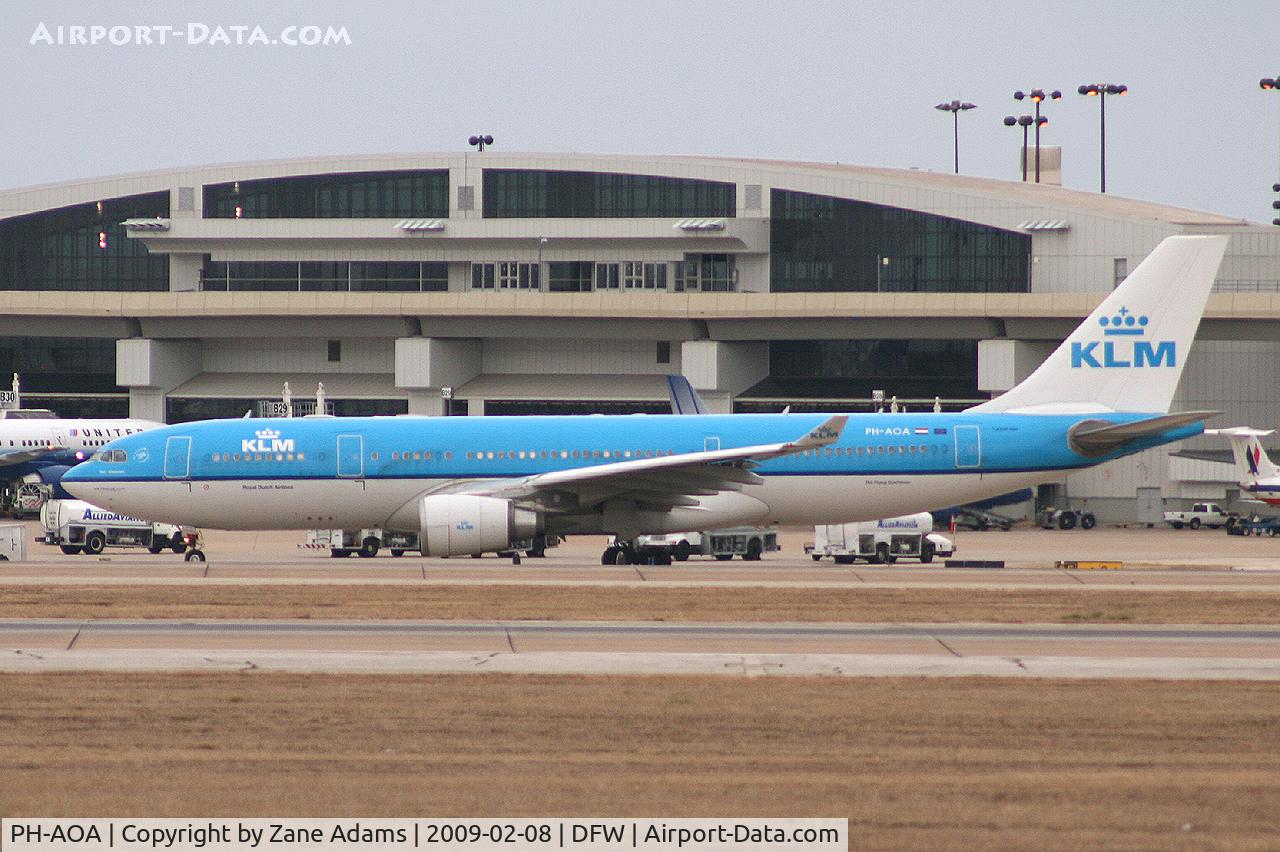 PH-AOA, 2005 Airbus A330-203 C/N 682, KLM at DFW