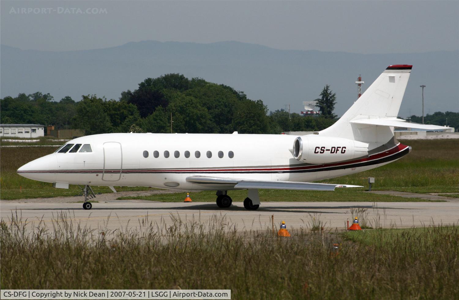CS-DFG, 2004 Dassault Falcon 2000EX C/N 44, LSGG