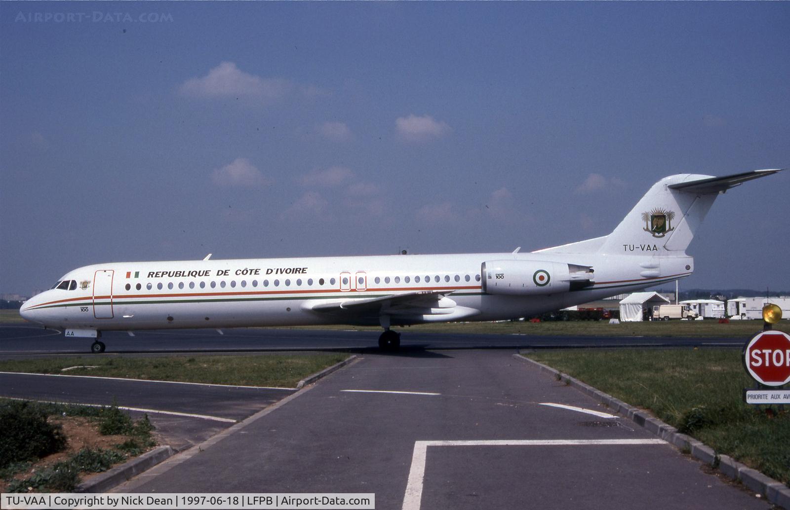 TU-VAA, 1987 Fokker 100 (F-28-0100) C/N 11245, Paris le Bourget