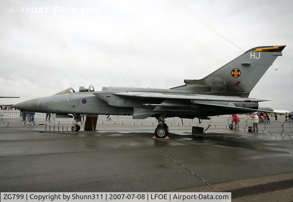 ZG799, 1992 Panavia Tornado F.3 C/N 921/AS147/2191, Displayed during LFOE Airshow 2007