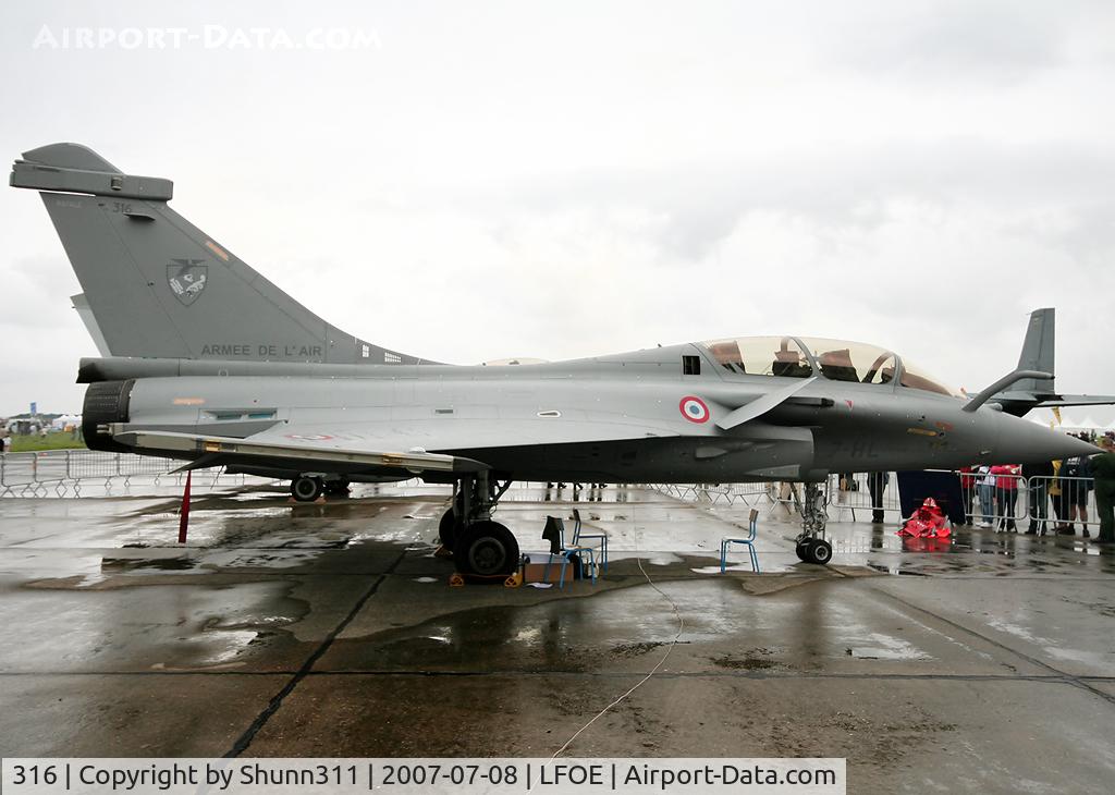 316, Dassault Rafale B C/N 316, Displayed during LFOE Airshow 2007 and, later, was the first Rafale destroyed during exercice in the South of France in the end of the same year
