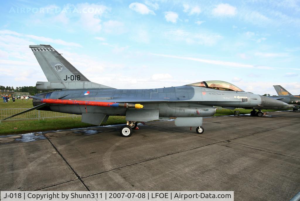 J-018, Fokker F-16AM Fighting Falcon C/N 6D-174, Displayed during LFOE Airshow 2007