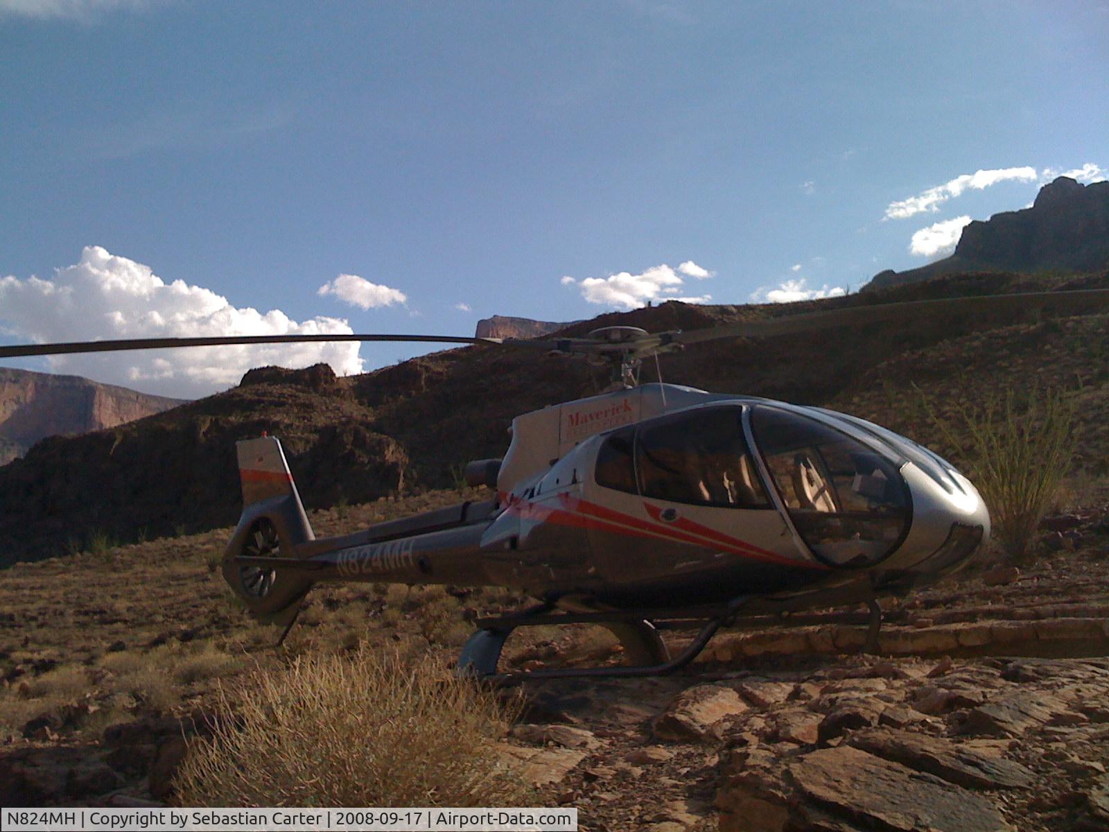 N824MH, Eurocopter EC-130B-4 (AS-350B-4) C/N 4173, At the Grand Canyon