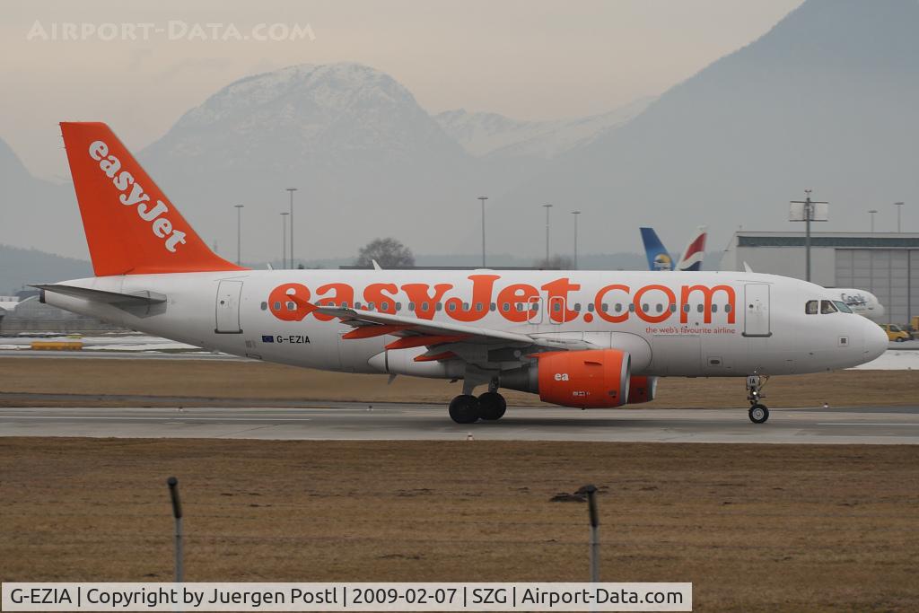 G-EZIA, 2005 Airbus A319-112 C/N 2420, Airbus A319-111