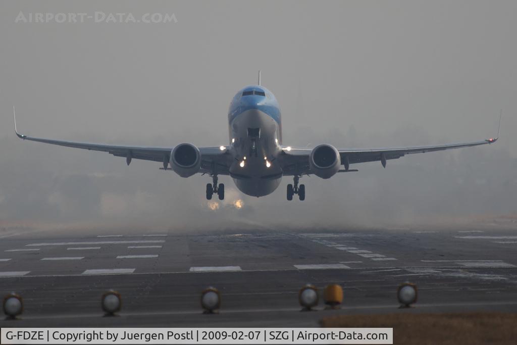 G-FDZE, 2008 Boeing 737-8K5 C/N 35137, Boeing 737-8K5